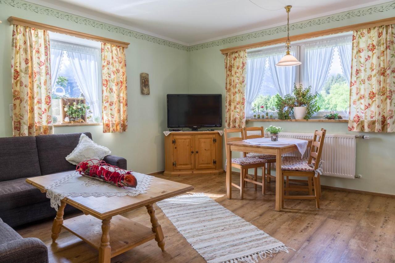 Ferienwohnung Annamirl การ์มิช-พาร์เทนเคียร์เชน ภายนอก รูปภาพ