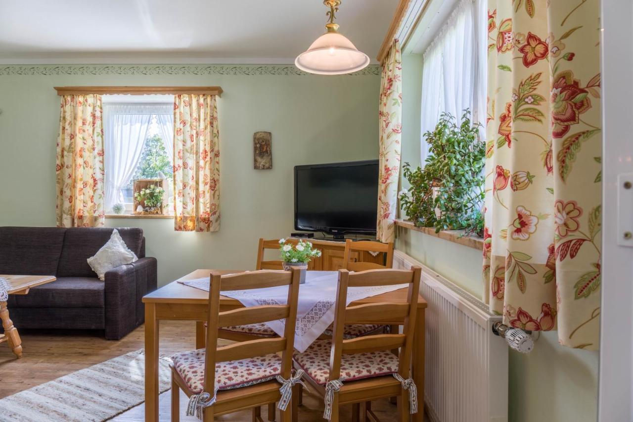 Ferienwohnung Annamirl การ์มิช-พาร์เทนเคียร์เชน ภายนอก รูปภาพ